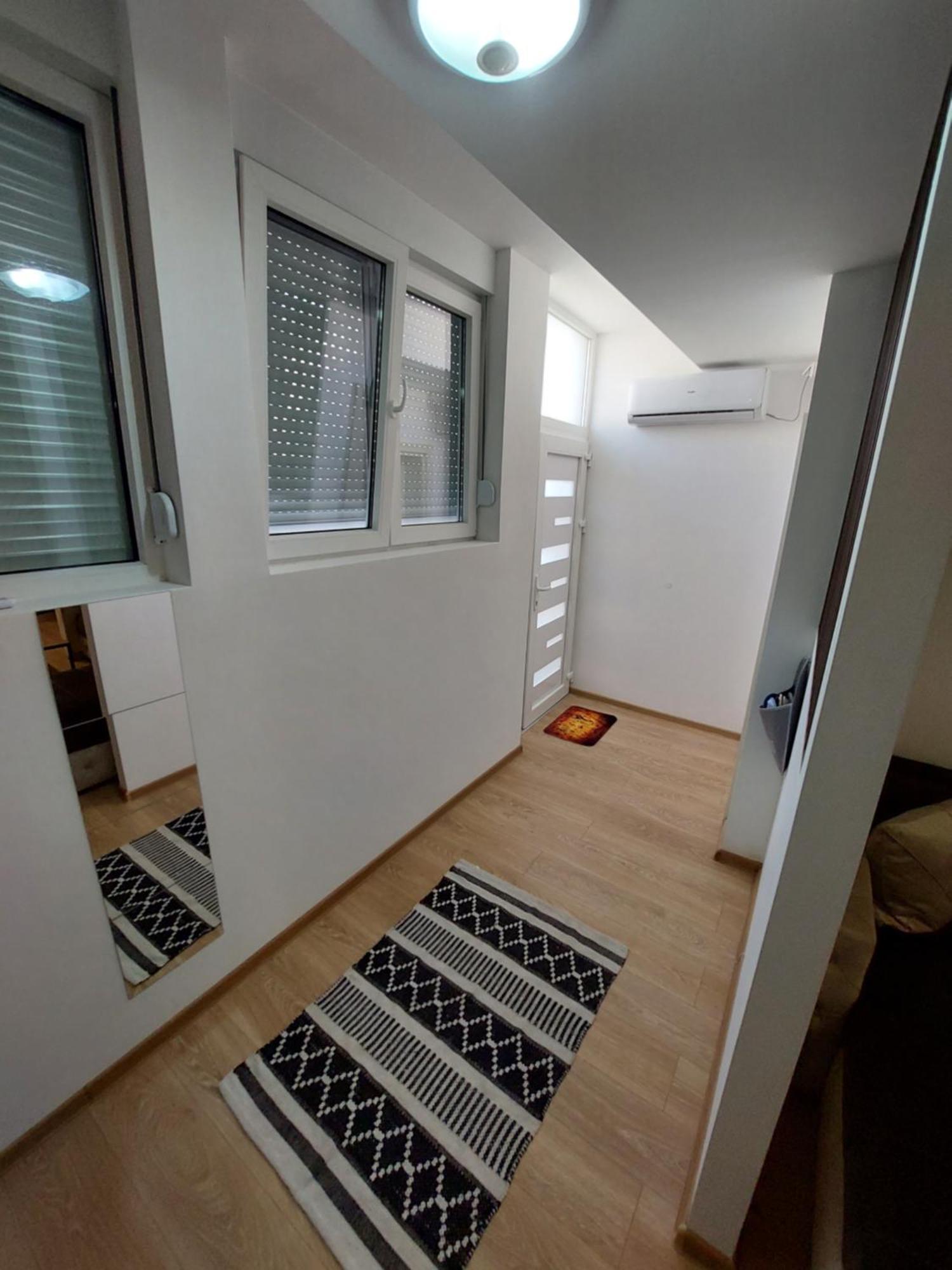 Apartman Muzika 雅戈丁那 外观 照片