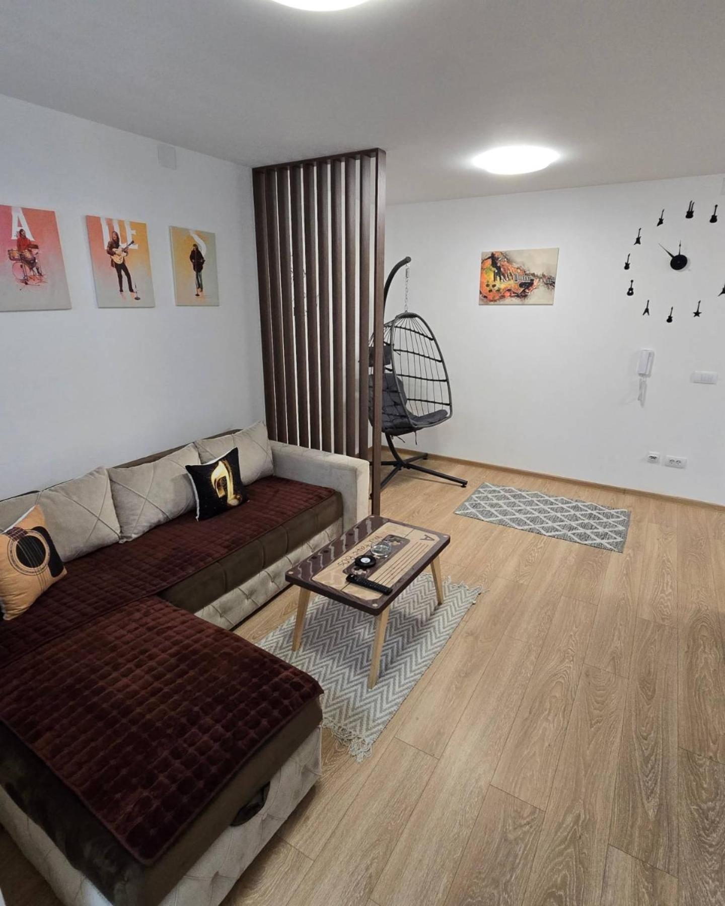 Apartman Muzika 雅戈丁那 外观 照片